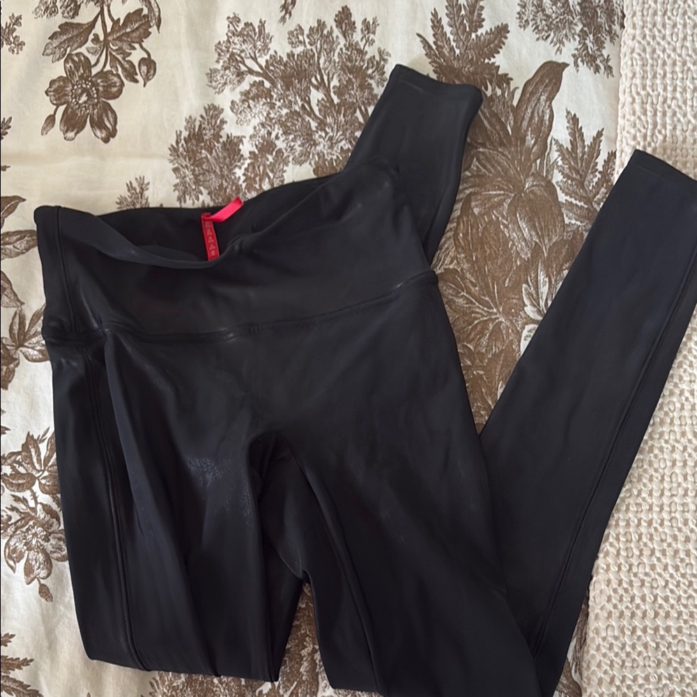 Spanx size M Leggings